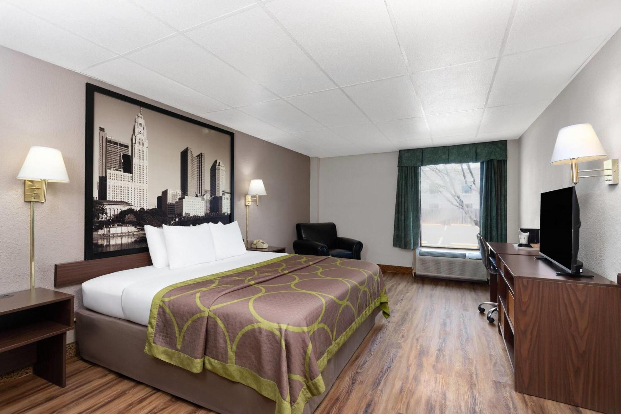 Super 8 by Wyndham Columbus Hotel Bagian luar foto